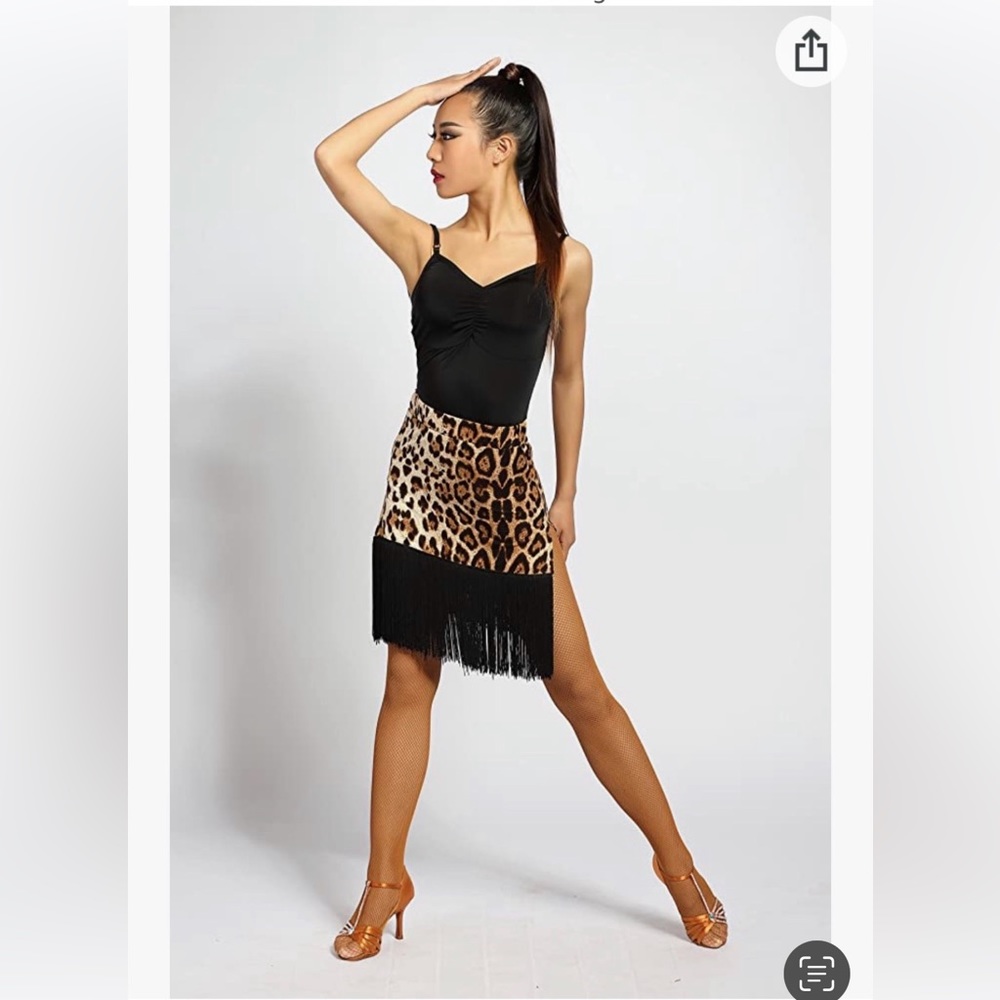 NWT Gloria Dance Fringe/ Tassel Swing Skirt. Size: S/M Excellent condition
